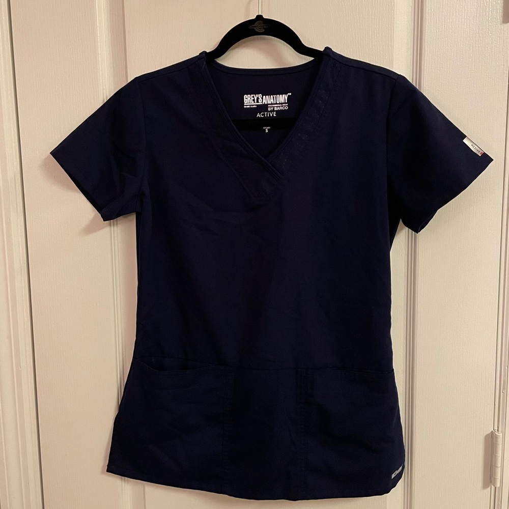 NWOT navy grey’s anatomy scrub top